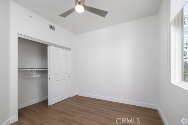 4933 N River Road, Oceanside CA: https://media.crmls.org/medias/e9076a2b-77ca-4615-a684-b4a76f4a75f5.jpg