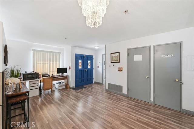 27828 Parkvale, Santa Clarita CA: https://media.crmls.org/medias/e907e05a-a661-4246-bd6c-f6fd5f84b950.jpg