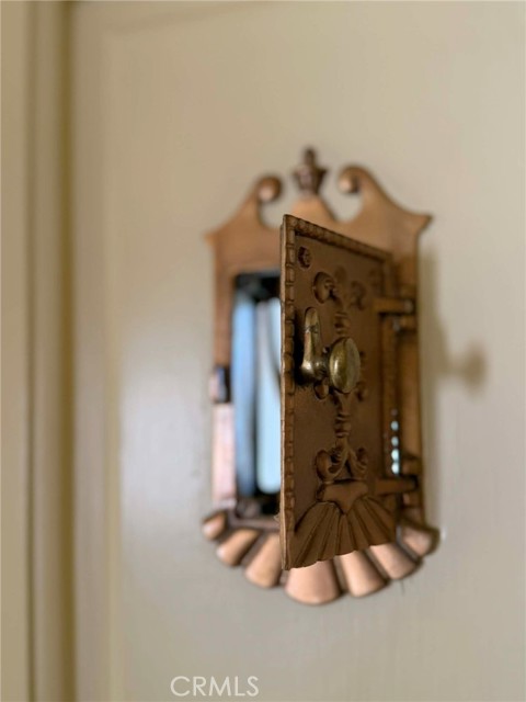 Detail Gallery Image 6 of 45 For 3985 Rice Rd, Riverside,  CA 92506 - 3 Beds | 2 Baths