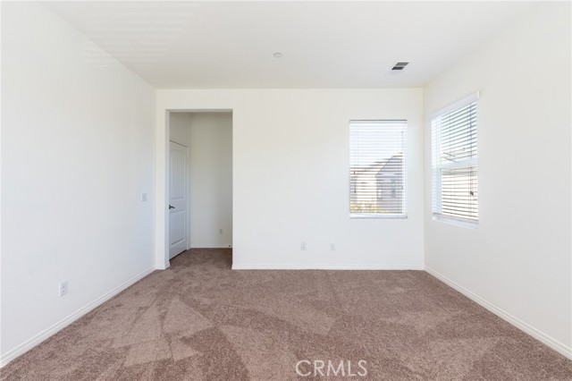8770 Festival Street, Chino CA: https://media.crmls.org/medias/e9083e2e-bb6f-4624-8fc5-26daa06f9eac.jpg