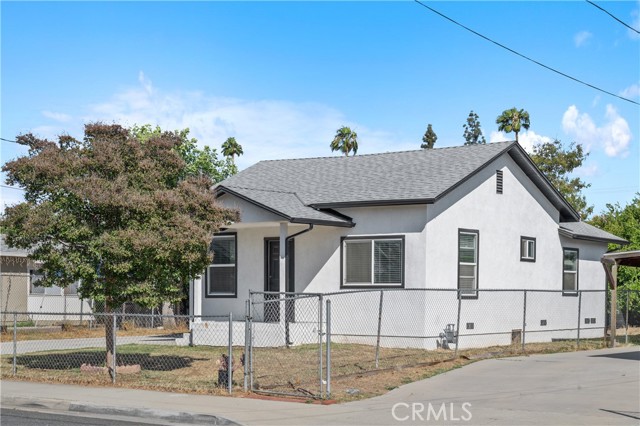 7628 Freda Avenue, Riverside CA: https://media.crmls.org/medias/e908b7f0-4950-44d8-adcc-19c0941087dd.jpg