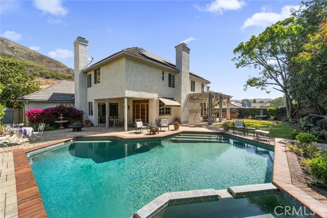 29628 Woodbrook Dr, Agoura Hills CA: https://media.crmls.org/medias/e908fdc0-a950-4245-a4b3-45323a0a1df6.jpg