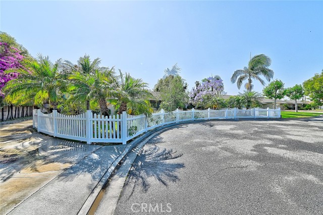 11471 Gill Drive, Garden Grove CA: https://media.crmls.org/medias/e909af5e-1fef-4491-901c-1757e68a5ce2.jpg
