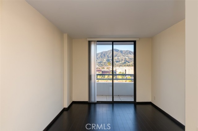 Detail Gallery Image 22 of 39 For 343 Pioneer Dr #602,  Glendale,  CA 91203 - 2 Beds | 2 Baths