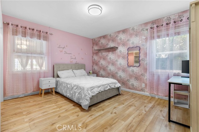 3348 Burritt Way, La Crescenta CA: https://media.crmls.org/medias/e90aa21c-c6db-4ac1-941b-49dbe1f47813.jpg