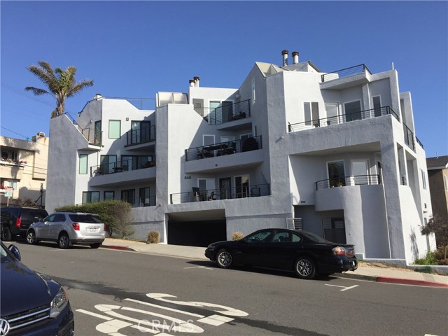 Detail Gallery Image 1 of 24 For 348 Manhattan Ave, Hermosa Beach,  CA 90254 - 3 Beds | 3 Baths