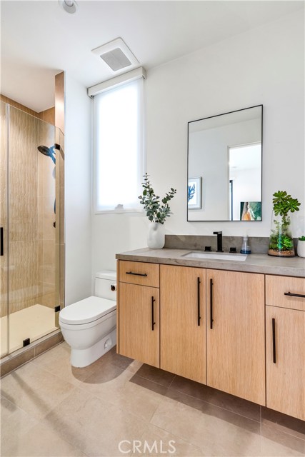 Detail Gallery Image 21 of 62 For 221 Heliotrope Ave, Corona Del Mar,  CA 92625 - 4 Beds | 5/1 Baths
