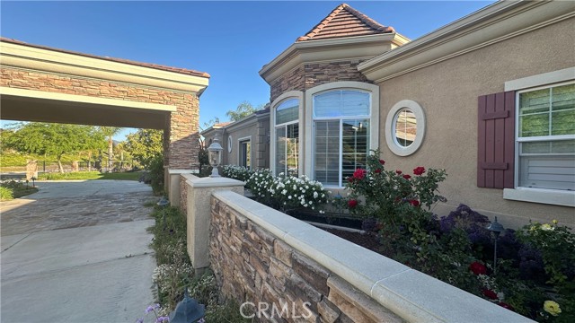 4069 Nancy Circle, Corona CA: https://media.crmls.org/medias/e90cc722-9616-4cad-b154-0c9cb99eb1a6.jpg