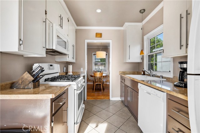 Detail Gallery Image 23 of 40 For 6550 Riverton, North Hollywood,  CA 91606 - 3 Beds | 1 Baths