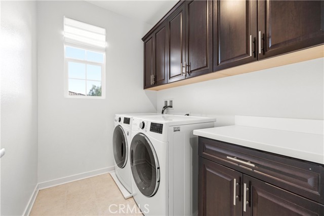 28637 Solana Court, Valencia CA: https://media.crmls.org/medias/e90e3c4b-4f7a-4d71-bb59-2bbd42e5d6de.jpg