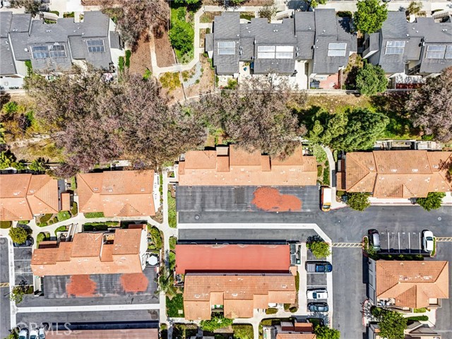 23302 La Mar, Mission Viejo CA: https://media.crmls.org/medias/e90f2925-ac3b-41f2-92b0-6200527f4565.jpg