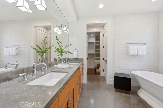 Detail Gallery Image 28 of 37 For 624 6th St, Manhattan Beach,  CA 90266 - 5 Beds | 4 Baths