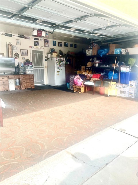 Detail Gallery Image 4 of 8 For 41075 Riverock Ln, Palmdale,  CA 93551 - 4 Beds | 3 Baths