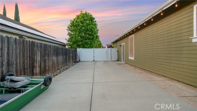 Detail Gallery Image 5 of 60 For 347 Weymouth Way, Chico,  CA 95973 - 4 Beds | 3/1 Baths