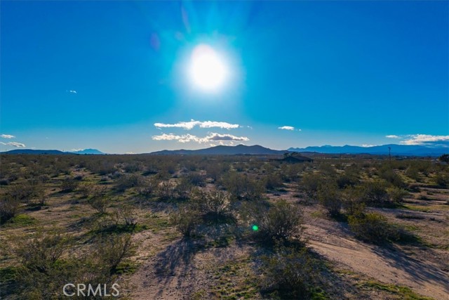 Detail Gallery Image 2 of 27 For 1234 Sun Terrace, Landers,  CA 92285 - – Beds | – Baths