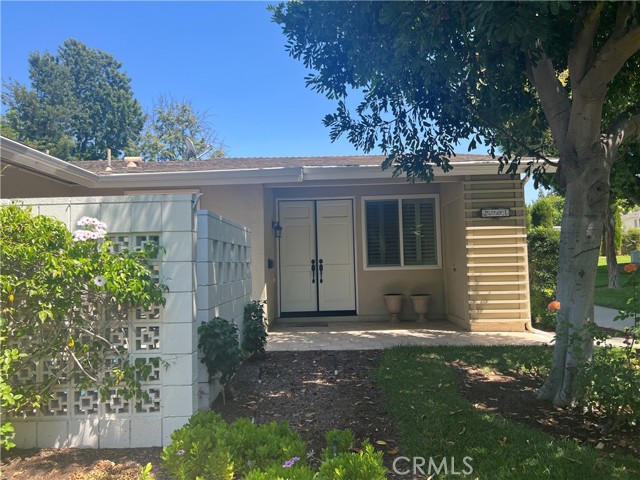 Detail Gallery Image 5 of 5 For 250 Calle Aragon, Laguna Woods,  CA 92637 - 2 Beds | 2 Baths