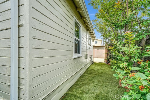 3224 Cerritos Avenue, Signal Hill CA: https://media.crmls.org/medias/e913b92b-49cf-4386-963c-9cc0310d1aab.jpg
