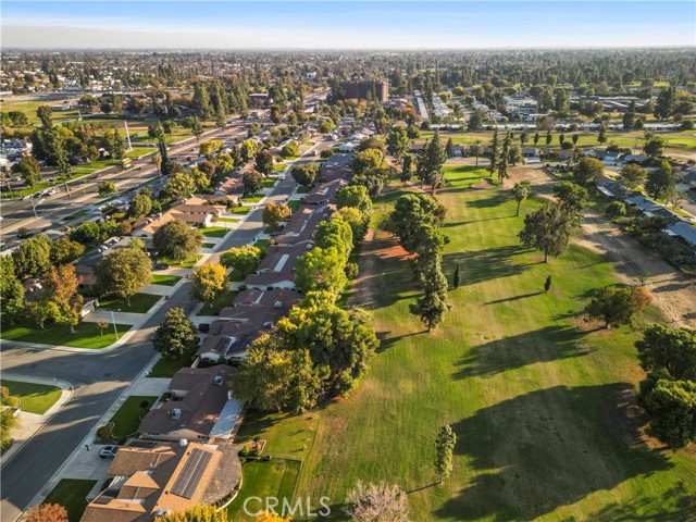 Detail Gallery Image 37 of 40 For 705 Bermuda St, Bakersfield,  CA 93309 - 2 Beds | 2 Baths