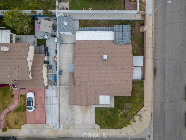 7483 Catalpa Avenue, Highland CA: https://media.crmls.org/medias/e914d78b-07c7-4544-b1c3-08a9de5467cd.jpg