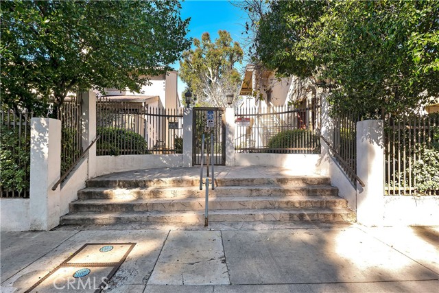 Detail Gallery Image 28 of 31 For 18445 Hatteras #403,  Tarzana,  CA 91356 - 2 Beds | 2 Baths