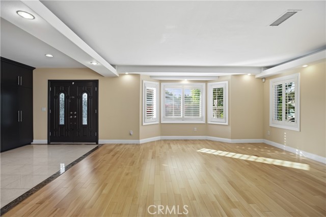 Detail Gallery Image 9 of 42 For 2116 Kings View, Hacienda Heights,  CA 91745 - 4 Beds | 5 Baths