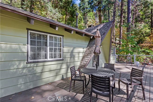 Detail Gallery Image 2 of 12 For 859 Kuffel Canyon Rd, Lake Arrowhead,  CA 92385 - 2 Beds | 1 Baths