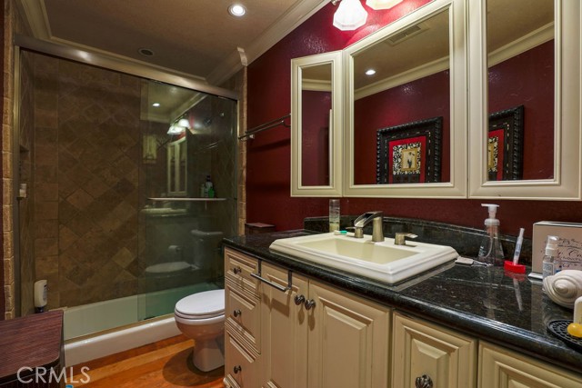 Detail Gallery Image 6 of 26 For 5103 Marina Pacifica Drive South #KEY# 20,  Long Beach,  CA 90803 - 1 Beds | 1 Baths