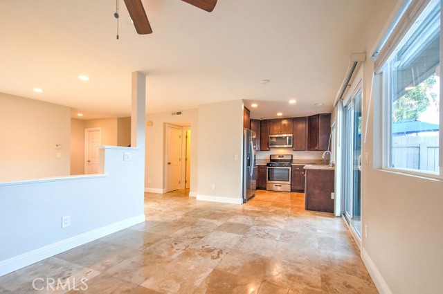 Detail Gallery Image 6 of 38 For 22901 Leo Ln, Lake Forest,  CA 92630 - 4 Beds | 2/1 Baths