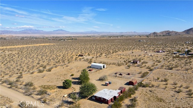 Image 2 for 8873 Buena Vista Rd, Lucerne Valley, CA 92356