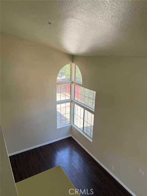 14041 Catalina Court, Fontana CA: https://media.crmls.org/medias/e9176491-bbe7-43a5-adf7-6d3c79ae03e7.jpg