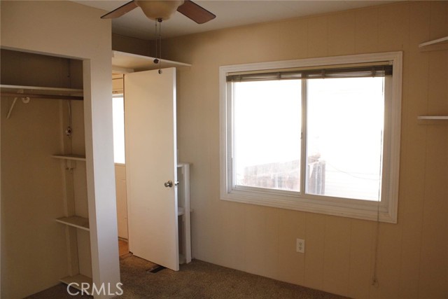 Detail Gallery Image 16 of 42 For 157 Sir Damas Dr, Riverside,  CA 92507 - 2 Beds | 2 Baths