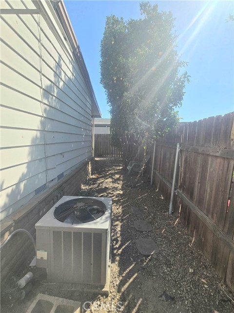 2230 Lake Park Drive, San Jacinto CA: https://media.crmls.org/medias/e917f79b-8bd5-42a9-8805-b69f9e6ba7b1.jpg