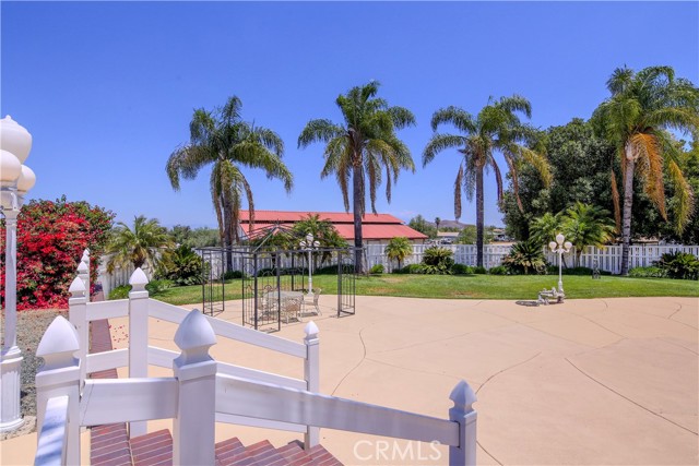17470 Vanderhill Circle, Perris CA: https://media.crmls.org/medias/e9187507-9eba-493d-b6ab-b8061c4a5295.jpg