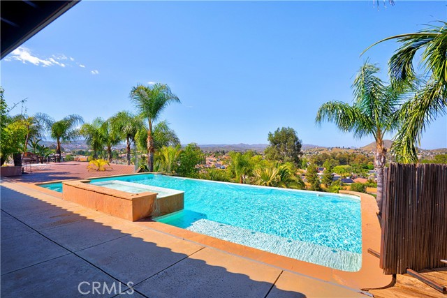 Detail Gallery Image 40 of 69 For 30861 Blackhorse Dr, Canyon Lake,  CA 92587 - 4 Beds | 2/1 Baths