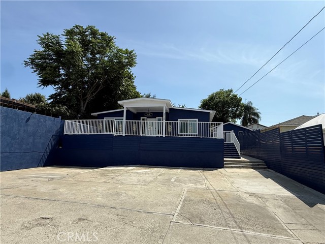 7712 Young Avenue, Rosemead CA: https://media.crmls.org/medias/e9189433-5578-4348-bd3c-66bb2f3dbdff.jpg