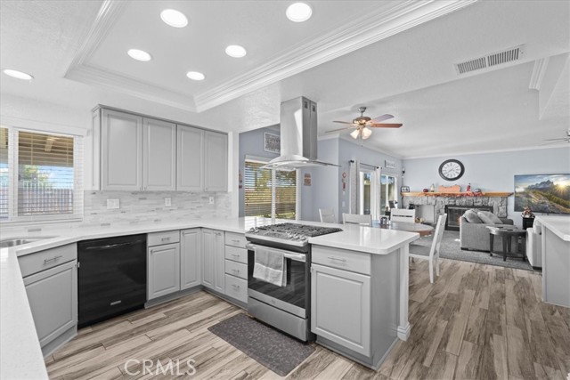 Detail Gallery Image 16 of 49 For 3061 W Comstock Rd, San Bernardino,  CA 92407 - 5 Beds | 3 Baths