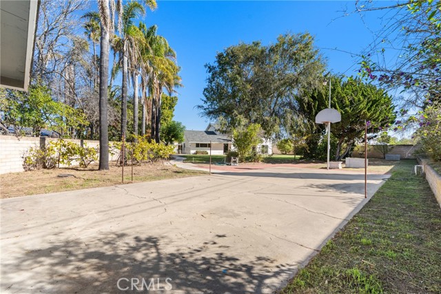 Detail Gallery Image 31 of 46 For 1012 Diamond Dr, Santa Maria,  CA 93455 - 4 Beds | 3 Baths