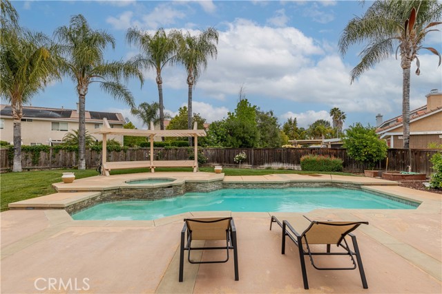 24520 Calle Estancia, Murrieta CA: https://media.crmls.org/medias/e91b1dd9-e517-41c3-87c7-7e440d7aba86.jpg