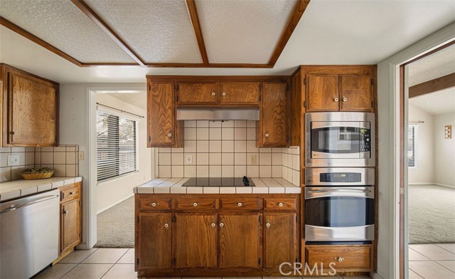 2808 Judith Street, Bakersfield CA: https://media.crmls.org/medias/e91ba779-52c8-4ff2-b348-0920481d281e.jpg