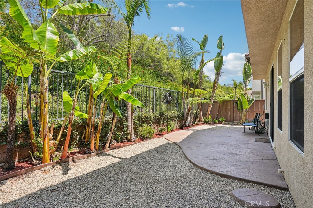 MLS #OC25182457 img 31