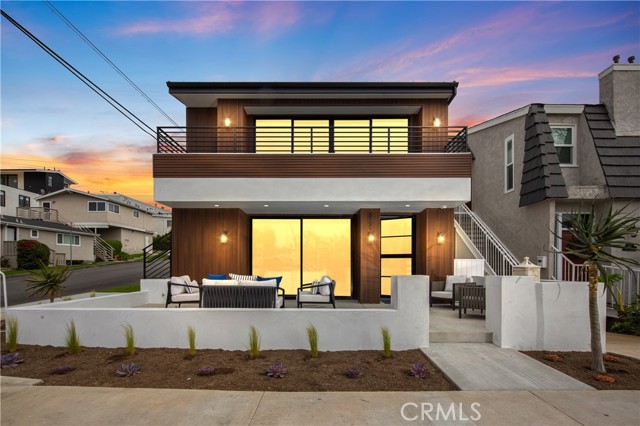 Front Image Thumbnail for CRNP26097495