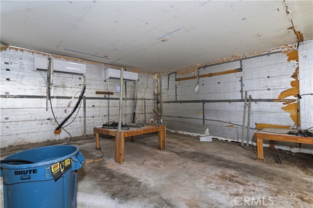 Detail Gallery Image 44 of 45 For 15000 Hamlin St, Van Nuys,  CA 91411 - 5 Beds | 3 Baths