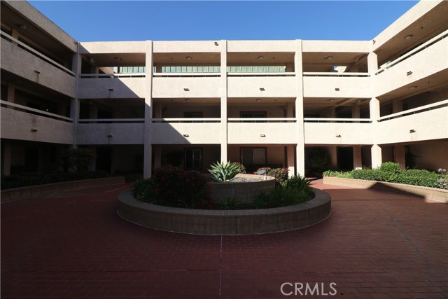 Detail Gallery Image 44 of 44 For 12121 Centralia St #111,  Lakewood,  CA 90715 - 1 Beds | 1 Baths