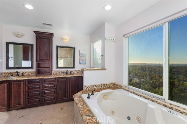 Detail Gallery Image 21 of 35 For 21401 Stonehaven, Lake Forest,  CA 92630 - 4 Beds | 2/1 Baths