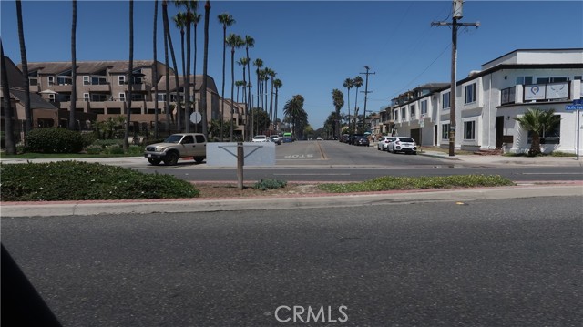 Detail Gallery Image 50 of 50 For 322 12th St, Huntington Beach,  CA 92648 - 3 Beds | 2/1 Baths