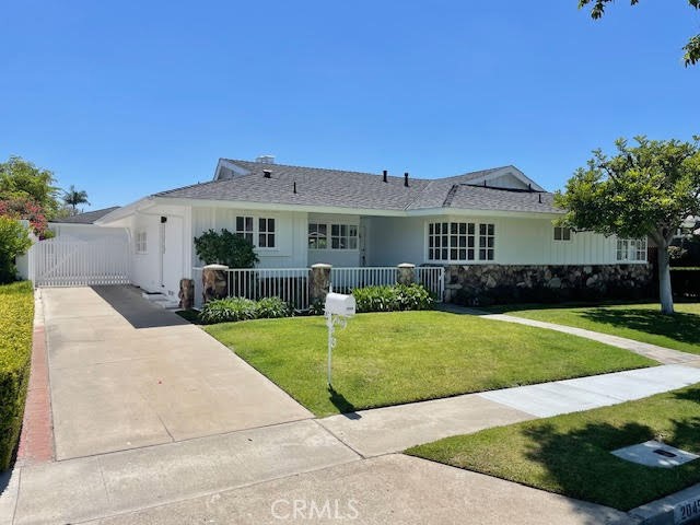 2045 Commodore Road, Newport Beach CA: https://media.crmls.org/medias/e91eb78f-f4ee-45ec-9e5d-697e3fd0f354.jpg
