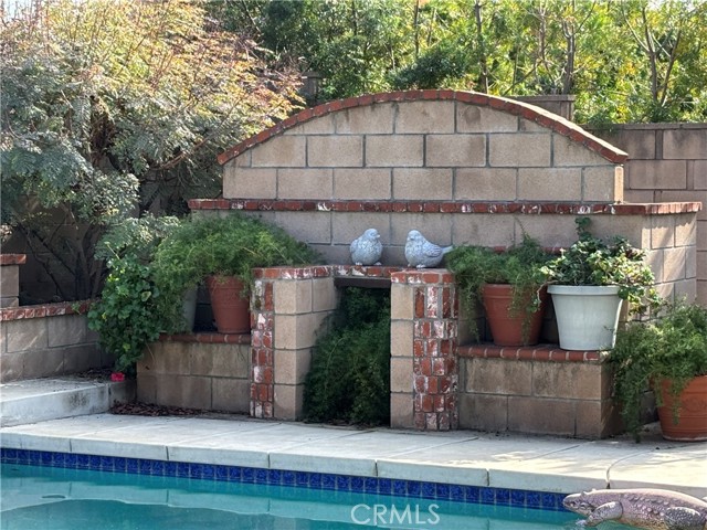 Detail Gallery Image 2 of 35 For 12997 Falcon Pl, Chino,  CA 91710 - 4 Beds | 2/1 Baths