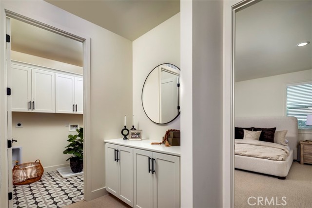 Detail Gallery Image 9 of 22 For 18016 Roch Ct, Fountain Valley,  CA 92708 - 3 Beds | 2/1 Baths