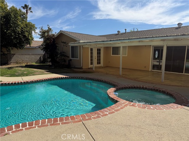 Detail Gallery Image 21 of 38 For 26141 Hatmor Dr, Calabasas,  CA 91302 - 4 Beds | 2 Baths