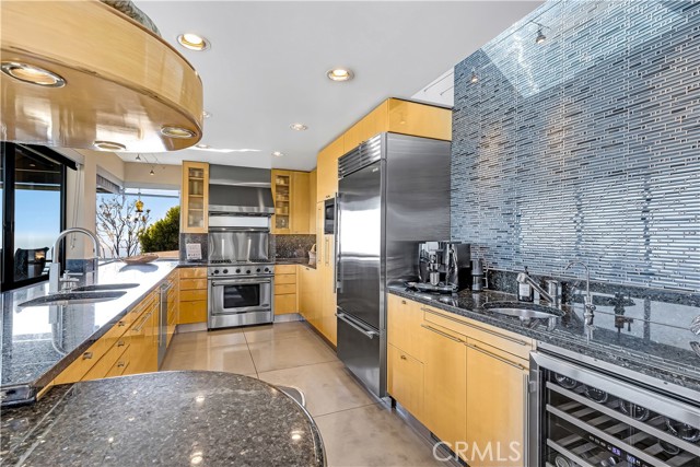 Detail Gallery Image 17 of 61 For 31411 Ceanothus Dr, Laguna Beach,  CA 92651 - 3 Beds | 2/1 Baths